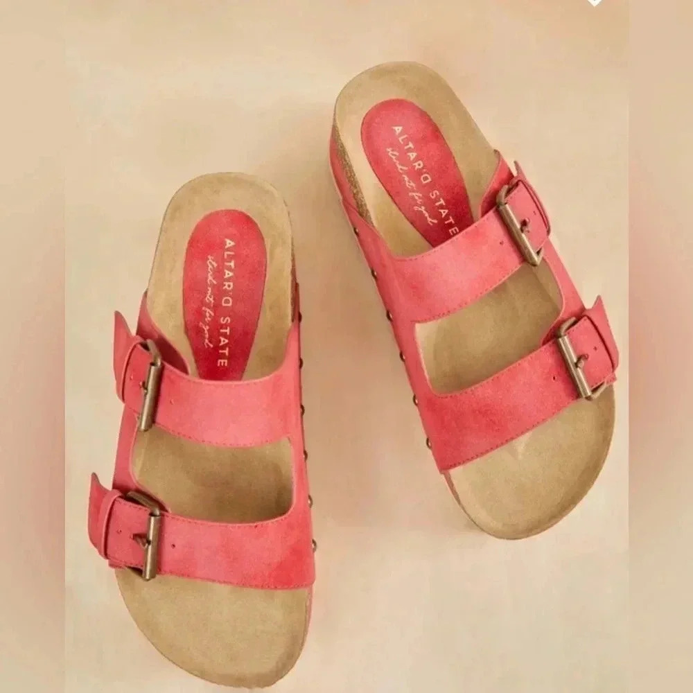 Altar'd State Red Serenna Platform Sandals New - Picture 3 of 6